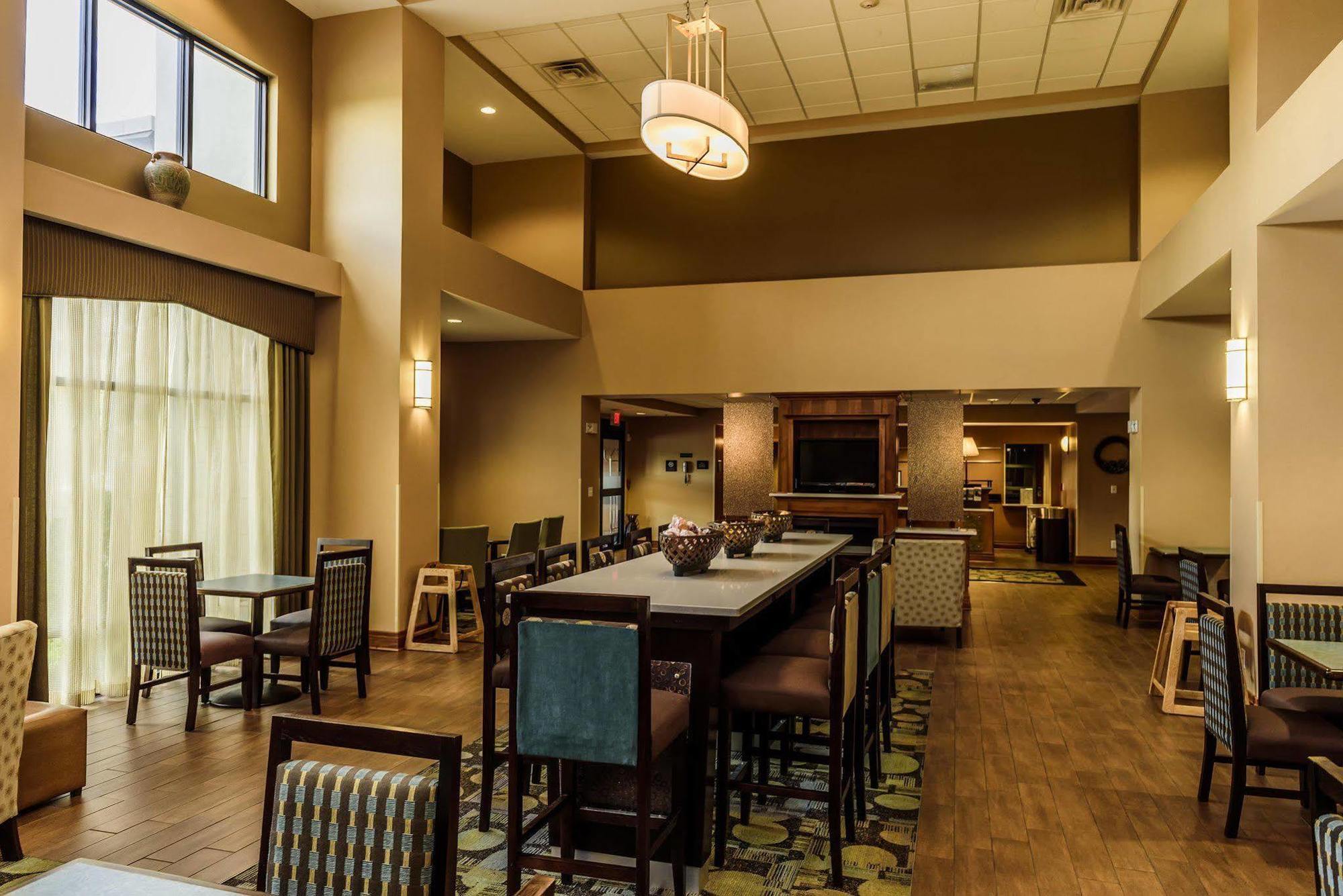 Hampton Inn And Suites Jamestown Dış mekan fotoğraf