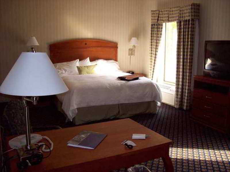 Hampton Inn And Suites Jamestown Oda fotoğraf